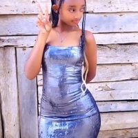 Julie(19yrs)