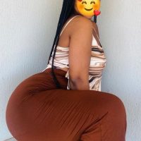 Sexy Sadia(video calls available)