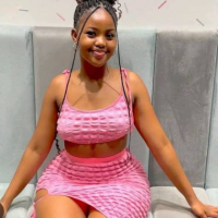 DEE-UGANDANSquirting&Nunu slide massage available